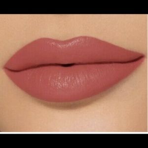 Kylie Jenner lipstick 💄